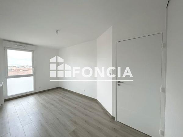 Location Appartement 4 pièces 85.5 m² - 1 A RUE HENRI DUNANT Bourg En Bresse 01000