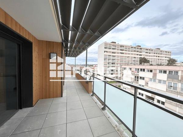 Location Appartement 4 pièces 85.5 m² - 1 A RUE HENRI DUNANT Bourg En Bresse 01000