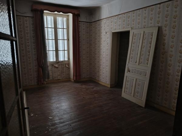Immeuble à vendre |  Gramat |  199 m²