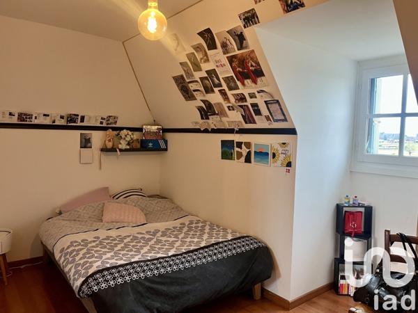 Maison 10 pièces de 191 m² à Meyrals (24220)