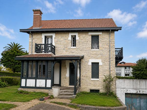 Vente Maison de maître Biarritz 7 Pièces 211 m²