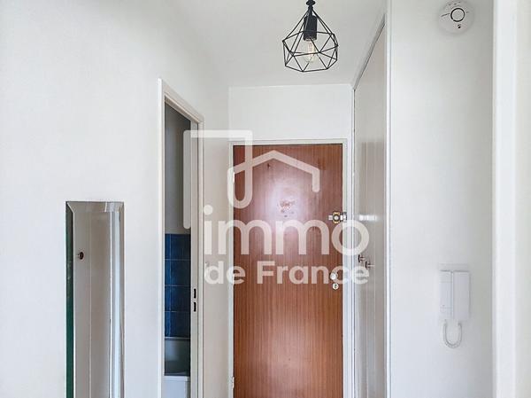Appartement Oyonnax 1 pièce(s) 35.39 m²