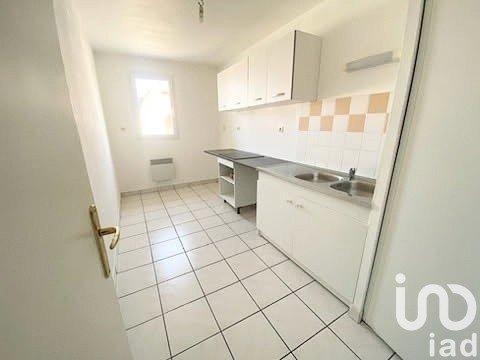 Appartement 3 pièces de 65 m² à Valenciennes (59300)