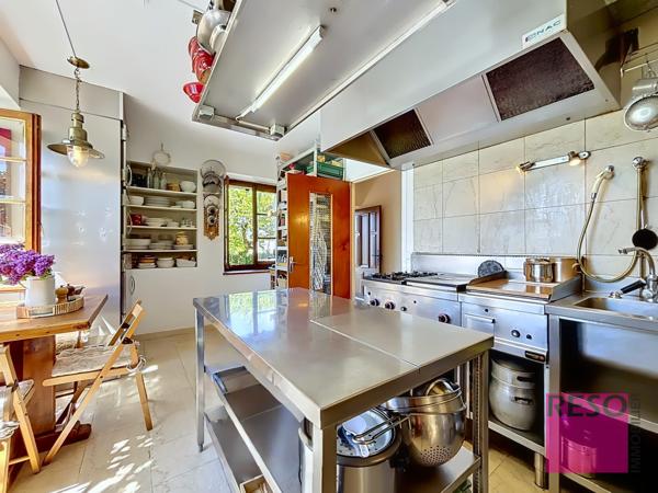 Maison de caractère rénovée avec parc et piscine – Valleiry, proche Genève