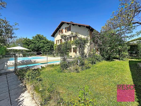Maison de caractère rénovée avec parc et piscine – Valleiry, proche Genève