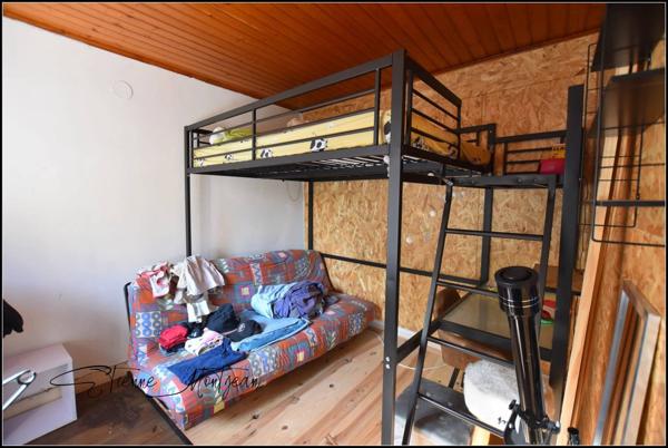 Maison à Luzech, 69 m², 2 chambres, à finir de rénover, avec terrasse