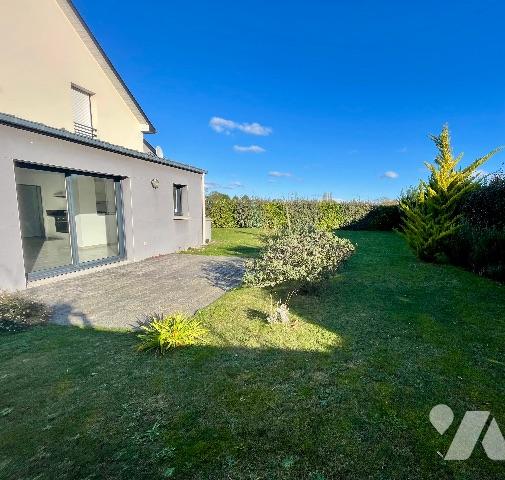 MAISON  RÉCENTE 4 CHAMBRES CAMPAGNE  DE ROTHENEUF