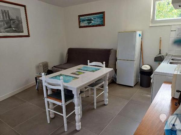 Maison + gite situés sur la corniche de Plestin les Gréves.

Très lumineuse et agréable a viv...