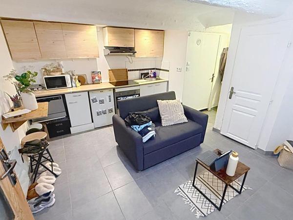 Appartement en centre ville historique rénové proche de la Mairie et de l'Archevéchè