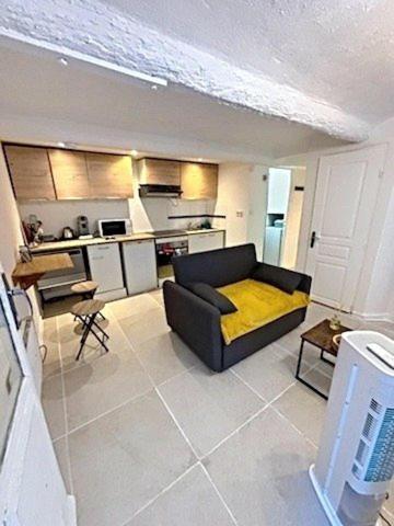 Appartement en centre ville historique rénové proche de la Mairie et de l'Archevéchè