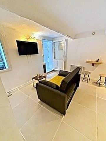 Appartement en centre ville historique rénové proche de la Mairie et de l'Archevéchè