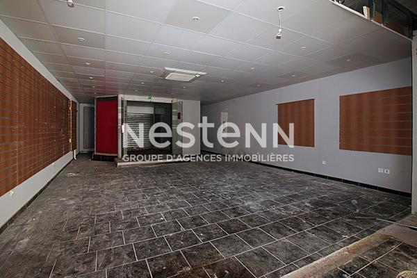 À VENDRE MURS COMMERCIAUX CENTRE-VILLE DE DRAGUIGNAN (83300)