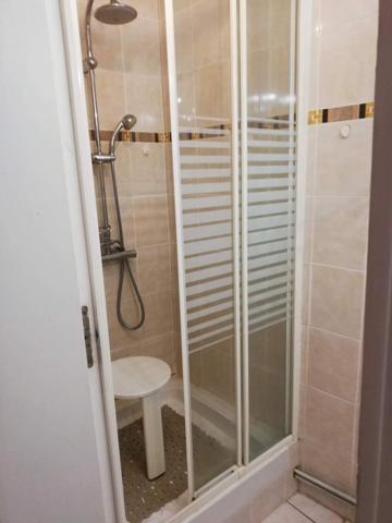 Appartement une chambre avec terrasse et garage