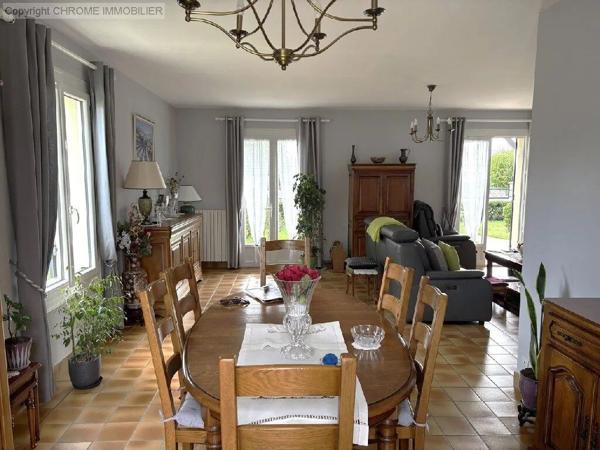 Vente                                                      Maison
                        
                     6 pièces                      144 m2                     à Marmande