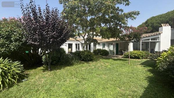 Maison à vendre à Le Bois-Plage-en-Ré en Charente-Maritime (17580), ref : 17018-1159