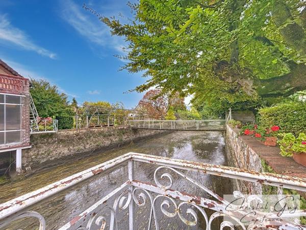 Propriété de Charme à vendre en bord du Loir- 5 Chambres-2000 m² de terrain (72340) LA CHARTRE SUR LE LOIR