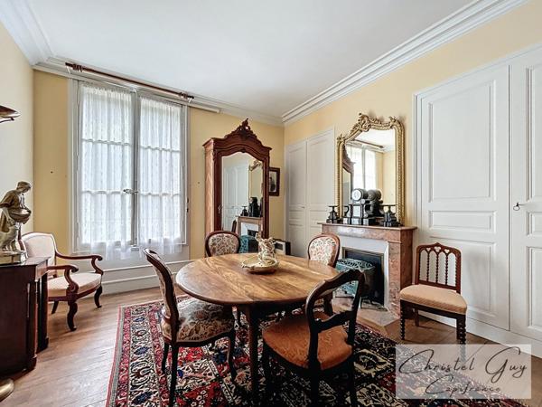 Propriété de Charme à vendre en bord du Loir- 5 Chambres-2000 m² de terrain (72340) LA CHARTRE SUR LE LOIR