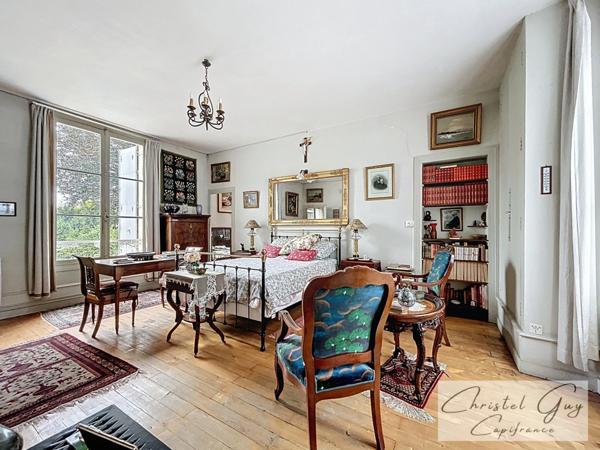 Propriété de Charme à vendre en bord du Loir- 5 Chambres-2000 m² de terrain (72340) LA CHARTRE SUR LE LOIR