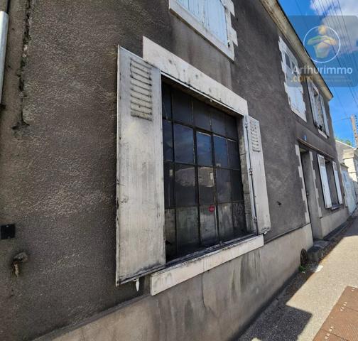 Vente                                                      Maison
                        
                     8 pièces                      135 m2                     à Beaugency