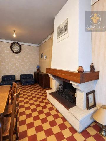 Vente                                                      Maison
                        
                     8 pièces                      135 m2                     à Beaugency