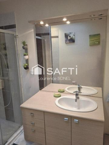 Jolie maison située à la campagne, à quelques pas du marais poitevin.