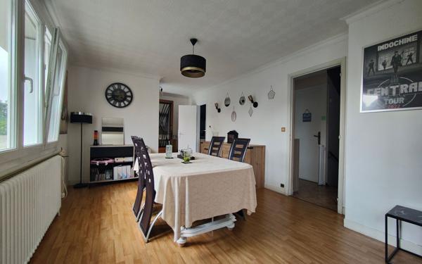 Maison à vendre    4 pièces • 105 m2 Guingamp