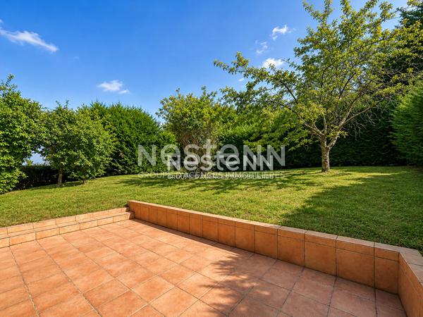 Maison 4 pièces : 3 chambres - Jardin sans vis-à-vis - Garage - Gare et commerces à pied