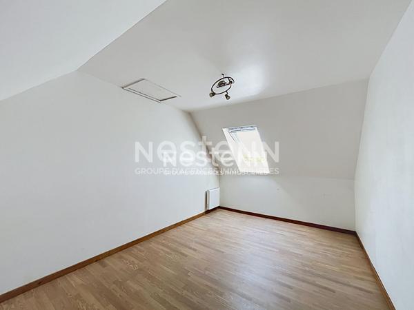 Maison 4 pièces : 3 chambres - Jardin sans vis-à-vis - Garage - Gare et commerces à pied