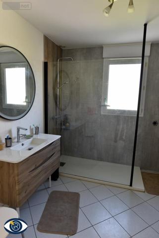 Maison à vendre à Bonchamp-lès-Laval en Mayenne (53960), ref : 53004-1299