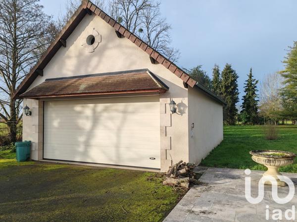 Maison traditionnelle 5 pièces de 135 m² à Saincaize-Meauce (58470)