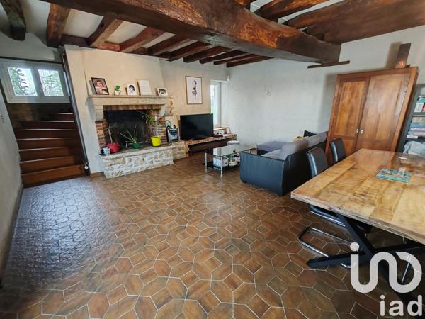 Maison traditionnelle 5 pièces de 135 m² à Saincaize-Meauce (58470)