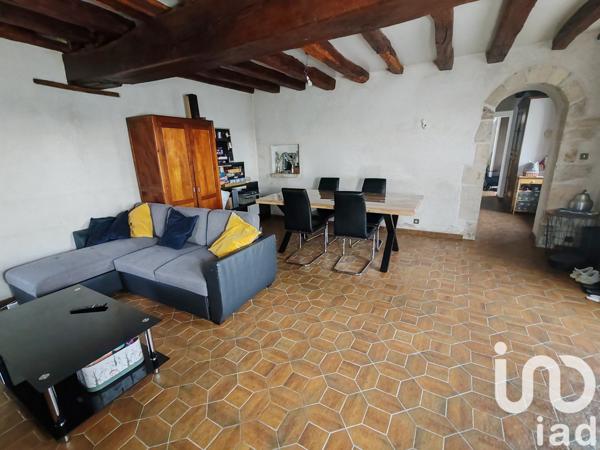 Maison traditionnelle 5 pièces de 135 m² à Saincaize-Meauce (58470)