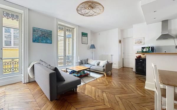Appartement à vendre    3 pièces • 87,74 m2 Lyon 2