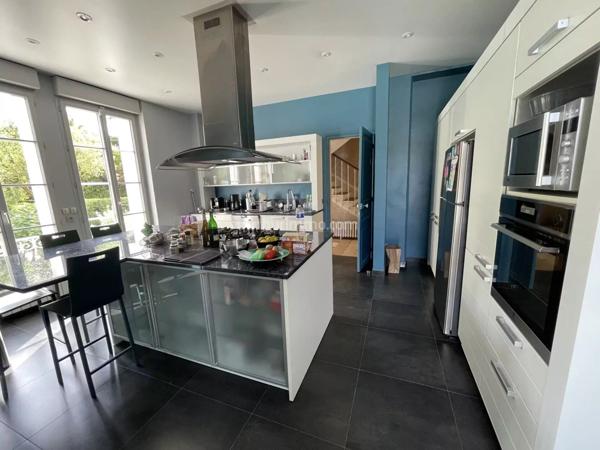 Vente Maison 12 pièces 350 m2 à Soisy-sur-Seine
