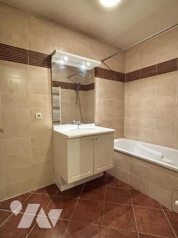 Grenoble, 26 rue Paul Helbronner, agréable 3P+C avec Terrasse et garage.