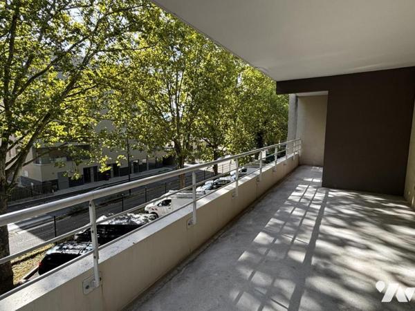 Grenoble, 26 rue Paul Helbronner, agréable 3P+C avec Terrasse et garage.