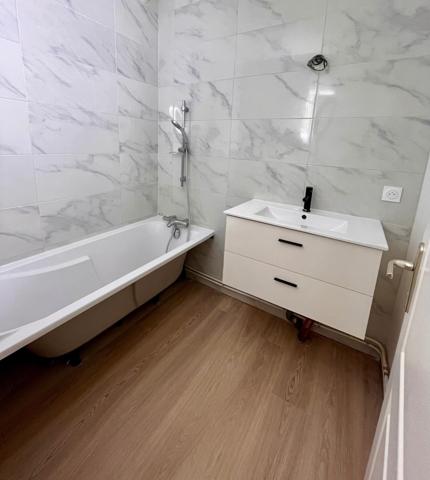 Duplex T4 de 88 m2 rénové en 2024