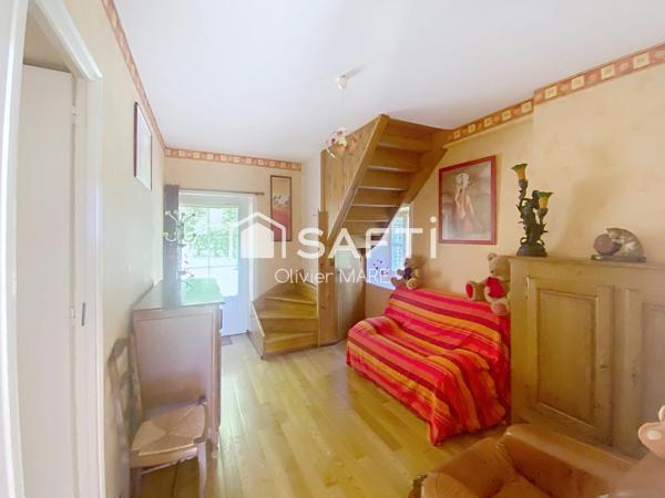 Maison en pierre, 104 m², plain pied, 3 chs, terrain 3375 m², St Philbert sur Orne