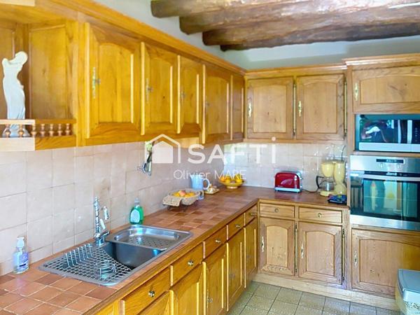 Maison en pierre, 104 m², plain pied, 3 chs, terrain 3375 m², St Philbert sur Orne