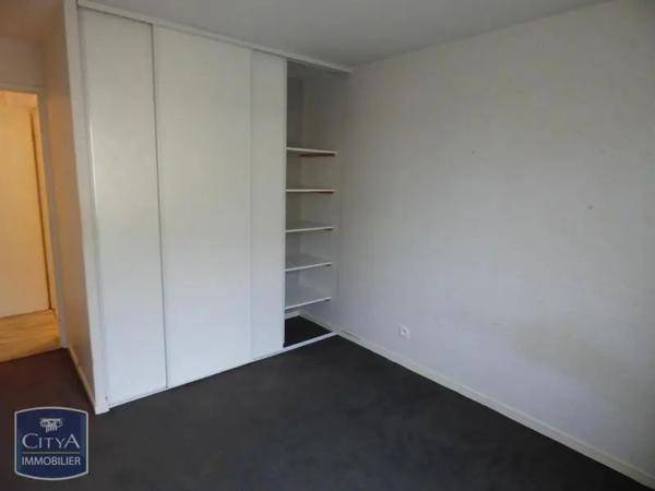 Appartement à louer 2 pièces 52.3m² Épernay (51200)
