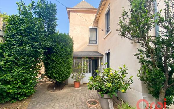 Maison à vendre    7 pièces • 140 m2 Lyon 3