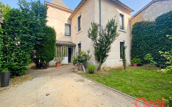 Maison à vendre    7 pièces • 140 m2 Lyon 3