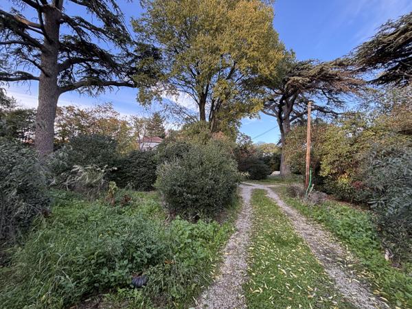 Maison 5 pièces - 240 m² Bien prestige