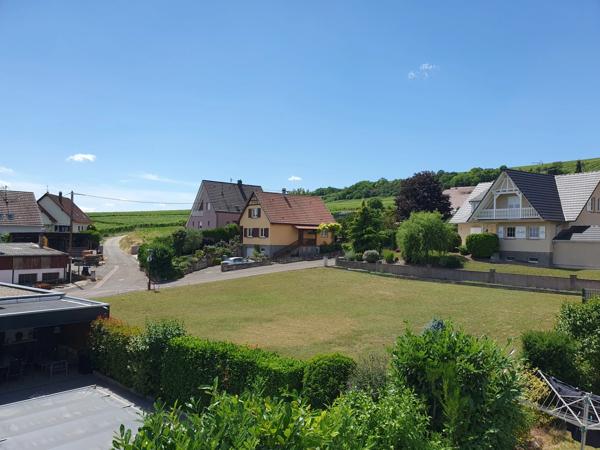 Une maison familiale pleine de charme dans un écrin de verdure