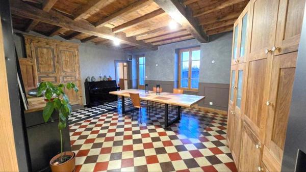 Propriete à vendre 11 pièces