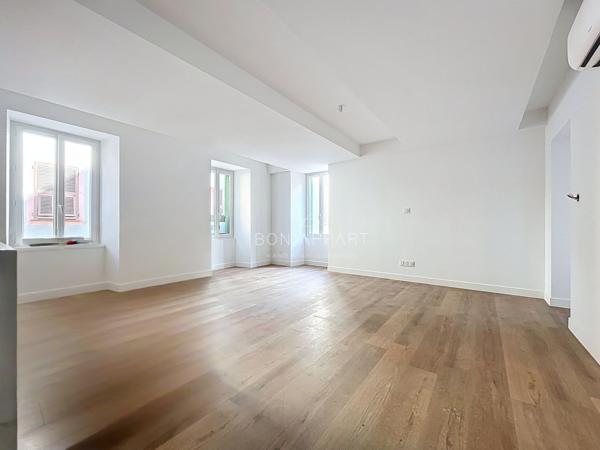 Appartement 3 pièce(s) 2 chambre(s) 67 m²