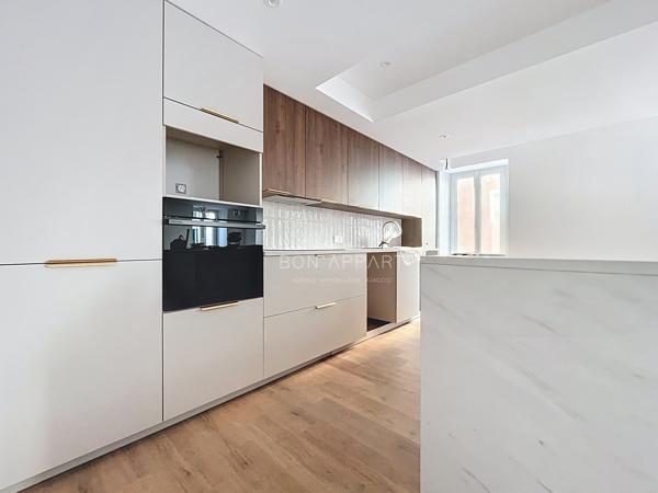 Appartement 3 pièce(s) 2 chambre(s) 67 m²