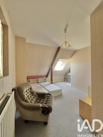 Maison à vendre 8 pièces 138 m² Cesson-Sévigné