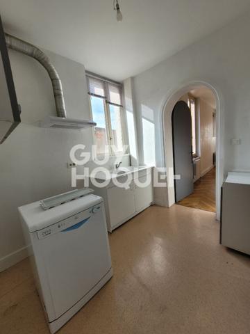 Bel Appartement 3 pièce(s) situé rue Croix verte.