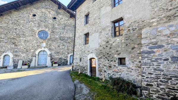Ensemble immobilier d’exception- presbytère- Tarentaise COURCHEVEL (73)